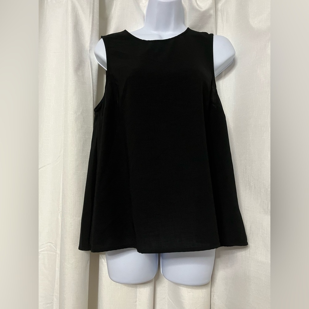 Gilli Women’s Black Button Down Back Tank Top Size Small